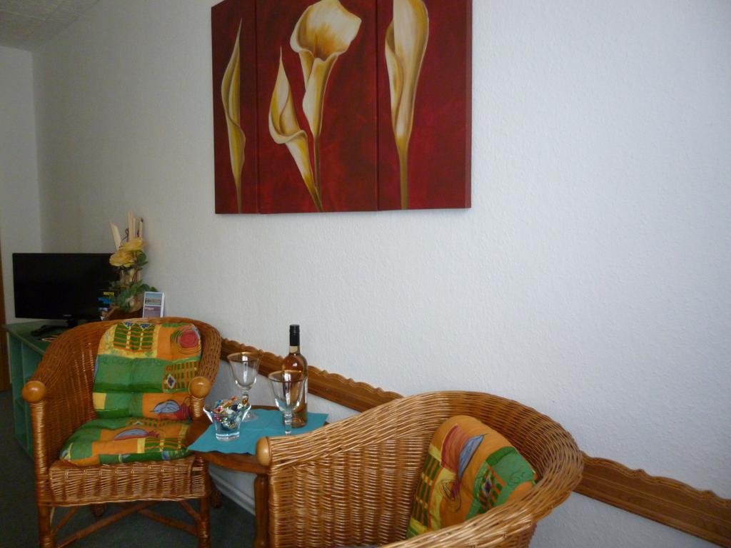 Pension Am Peeneufer Ug Wolgast Ruang foto